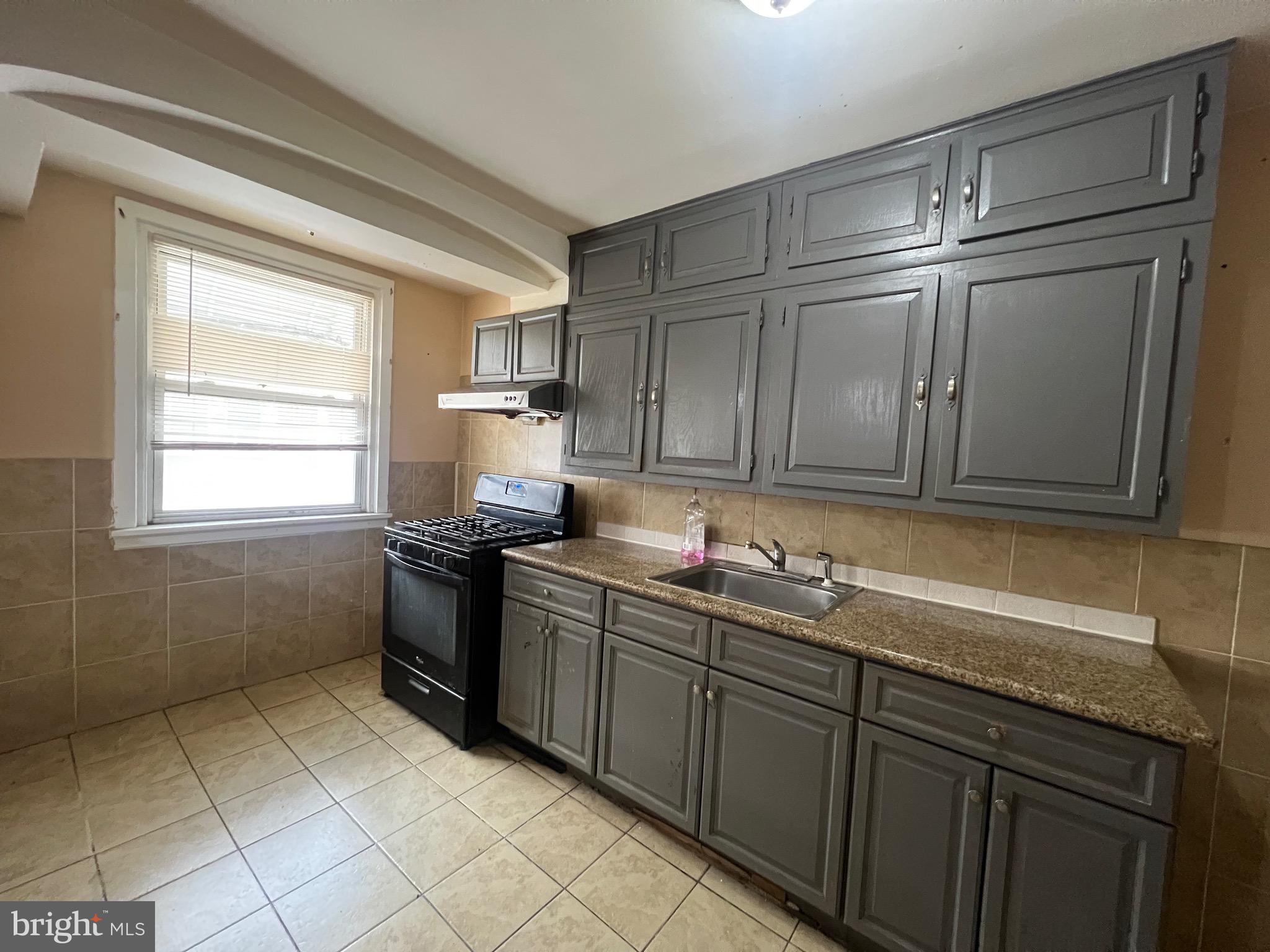 1364 Wells Street Philadelphia, PA 19111 - Photo 5 of 13