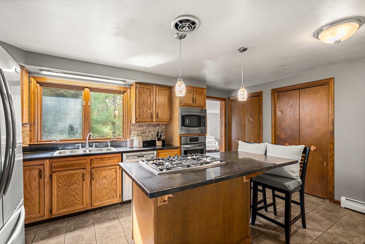 5 Ben Farnsworth Road Brookline, NH 03033 - Photo 11 of 41 Gallery Image 11