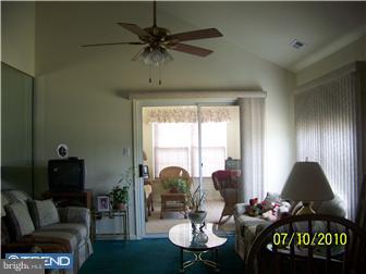 153 Alexander Road Edgewater Park, NJ 08010 - Photo 7 of 7 Great Room