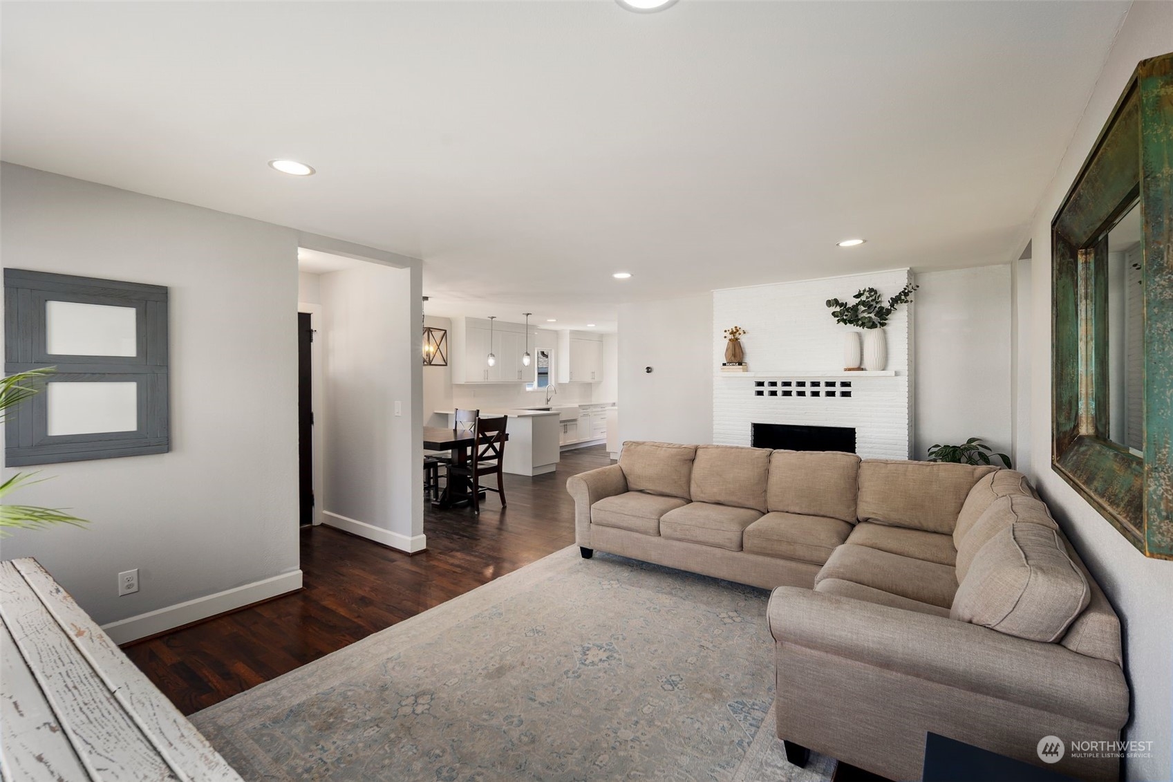 1733 Aberdeen Avenue Northeast Renton, WA 98056 - Photo 3 of 30 Gallery Image 3