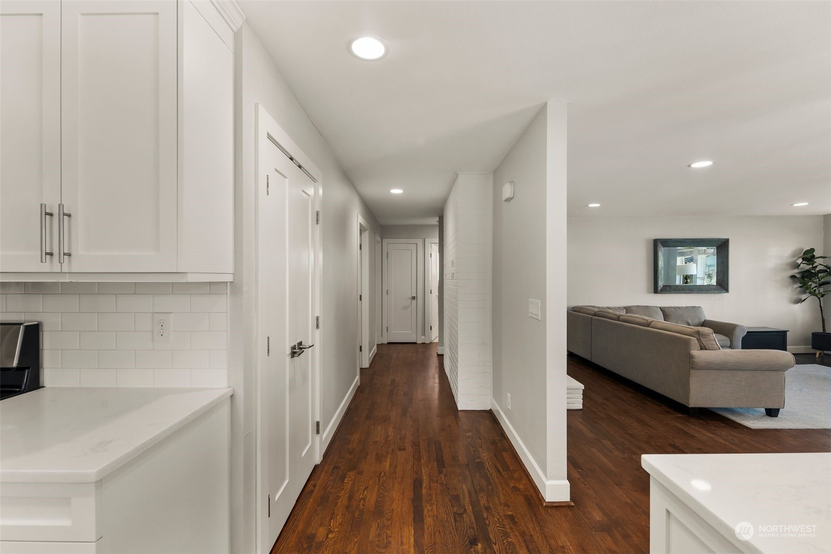 1733 Aberdeen Avenue Northeast Renton, WA 98056 - Photo 10 of 30 Gallery Image 10