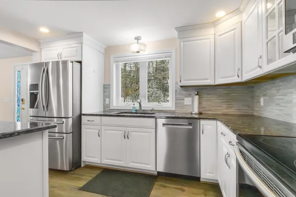 $659,000 | 59 Crescent Drive, Waterboro, ME 04061