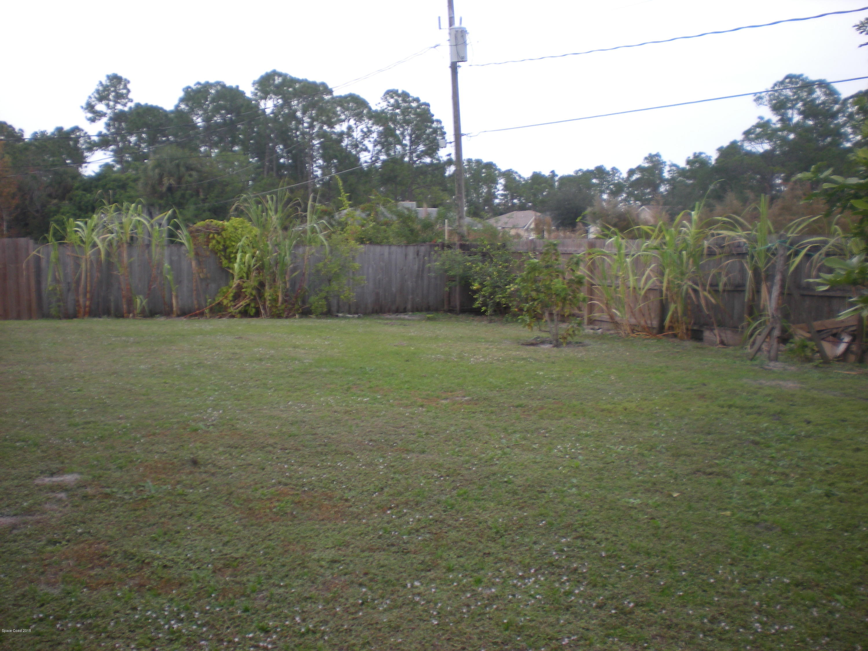 779 Schuster Road Southwest Palm Bay, FL 32908 - Photo 18 of 19 451