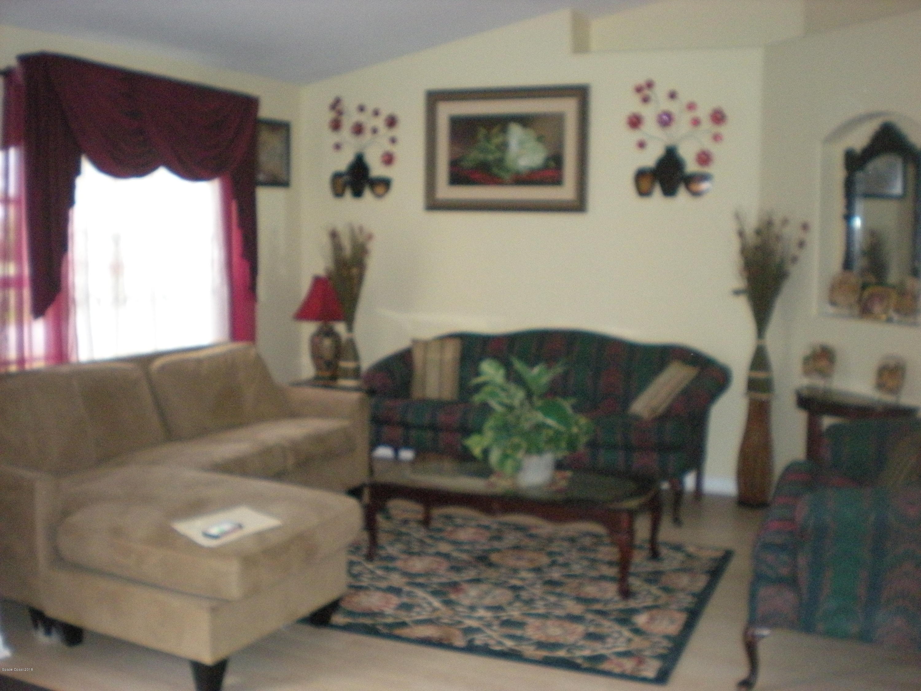 779 Schuster Road Southwest Palm Bay, FL 32908 - Photo 3 of 19 429