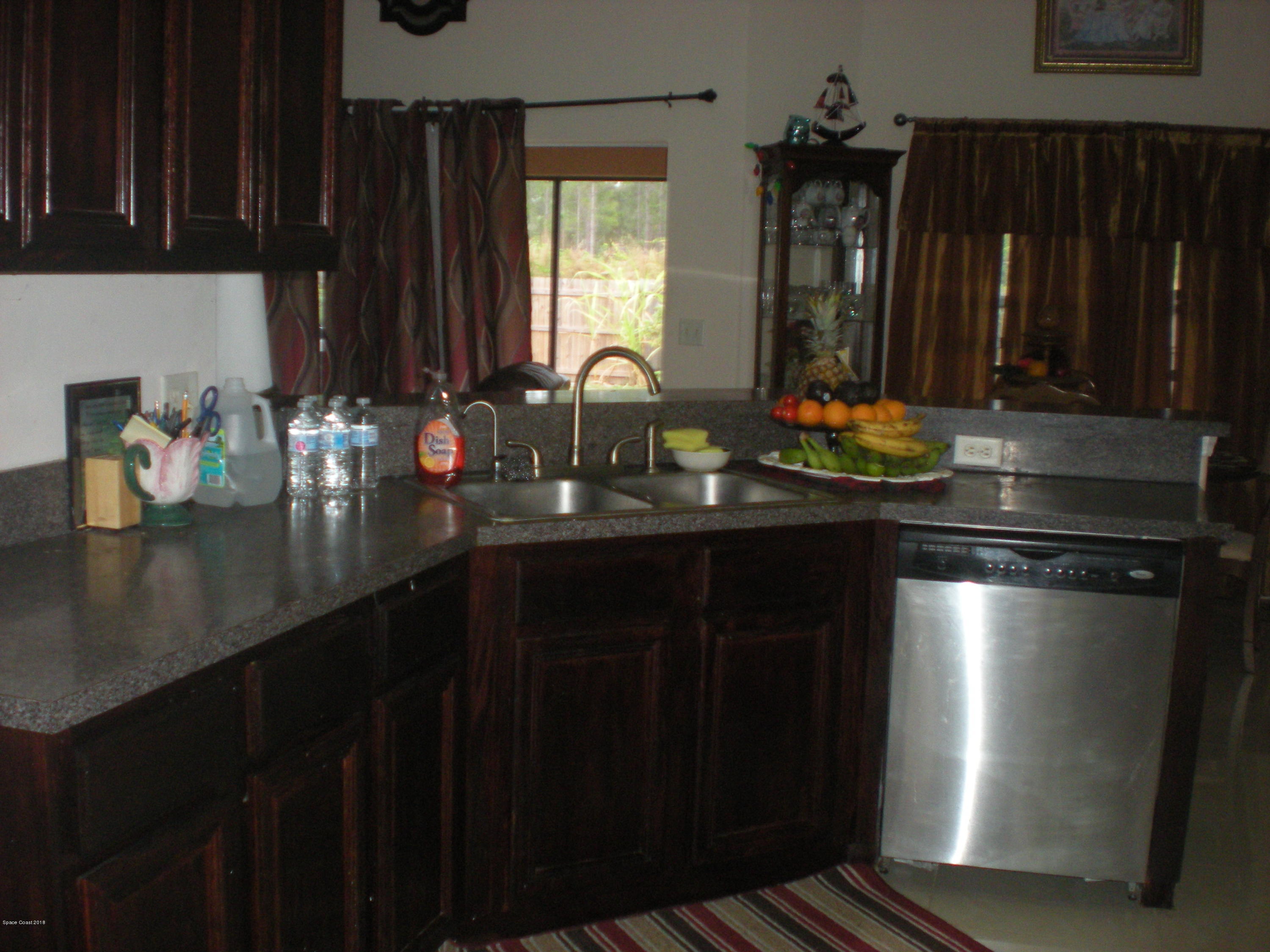 779 Schuster Road Southwest Palm Bay, FL 32908 - Photo 7 of 19 436