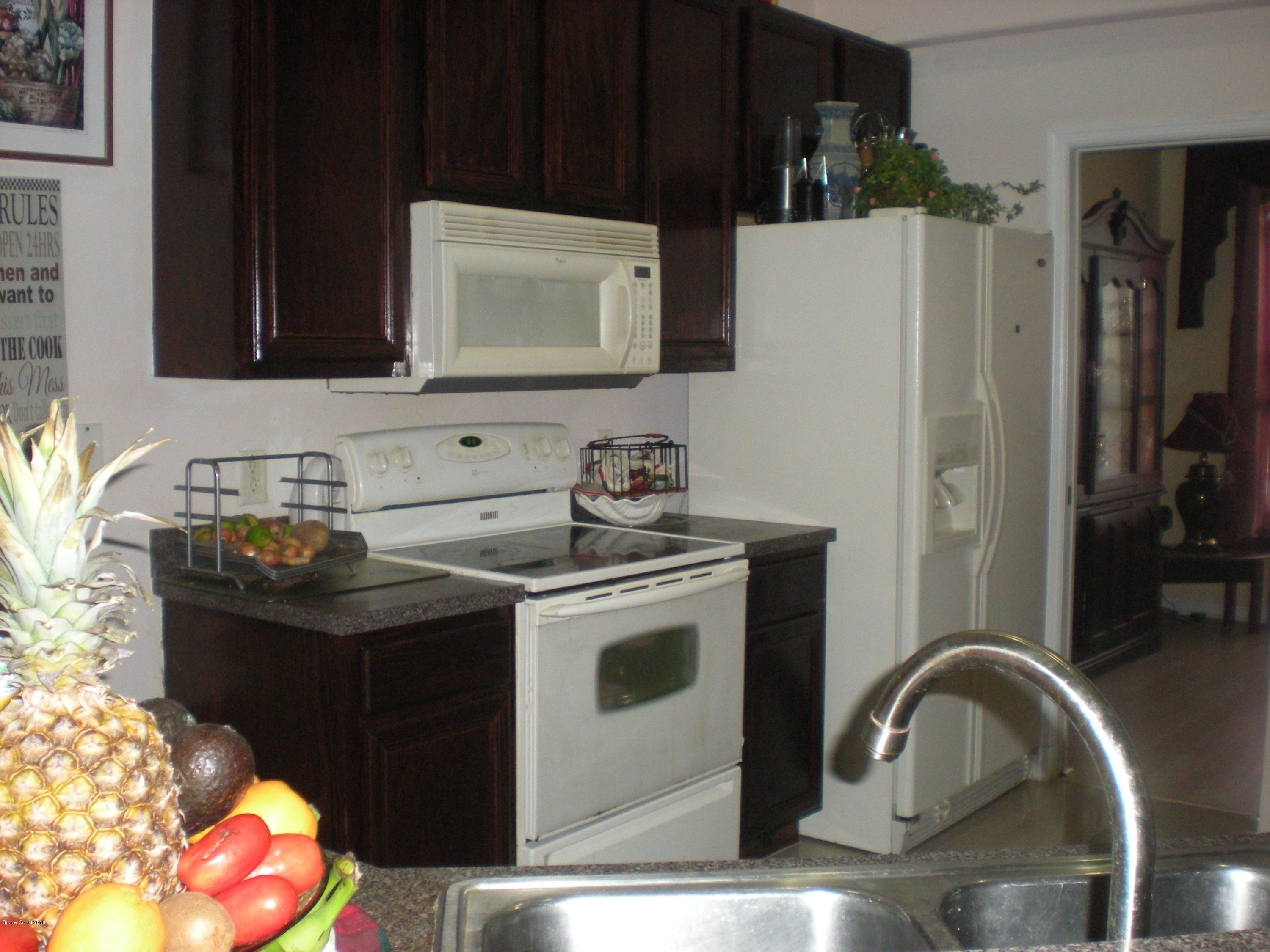 779 Schuster Road Southwest Palm Bay, FL 32908 - Photo 8 of 19 448