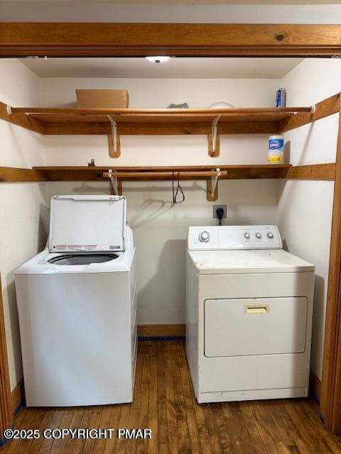 130 Donaldson Road Cresco, PA 18326 - Photo 12 of 17 Washer - Dryer - Hardwood