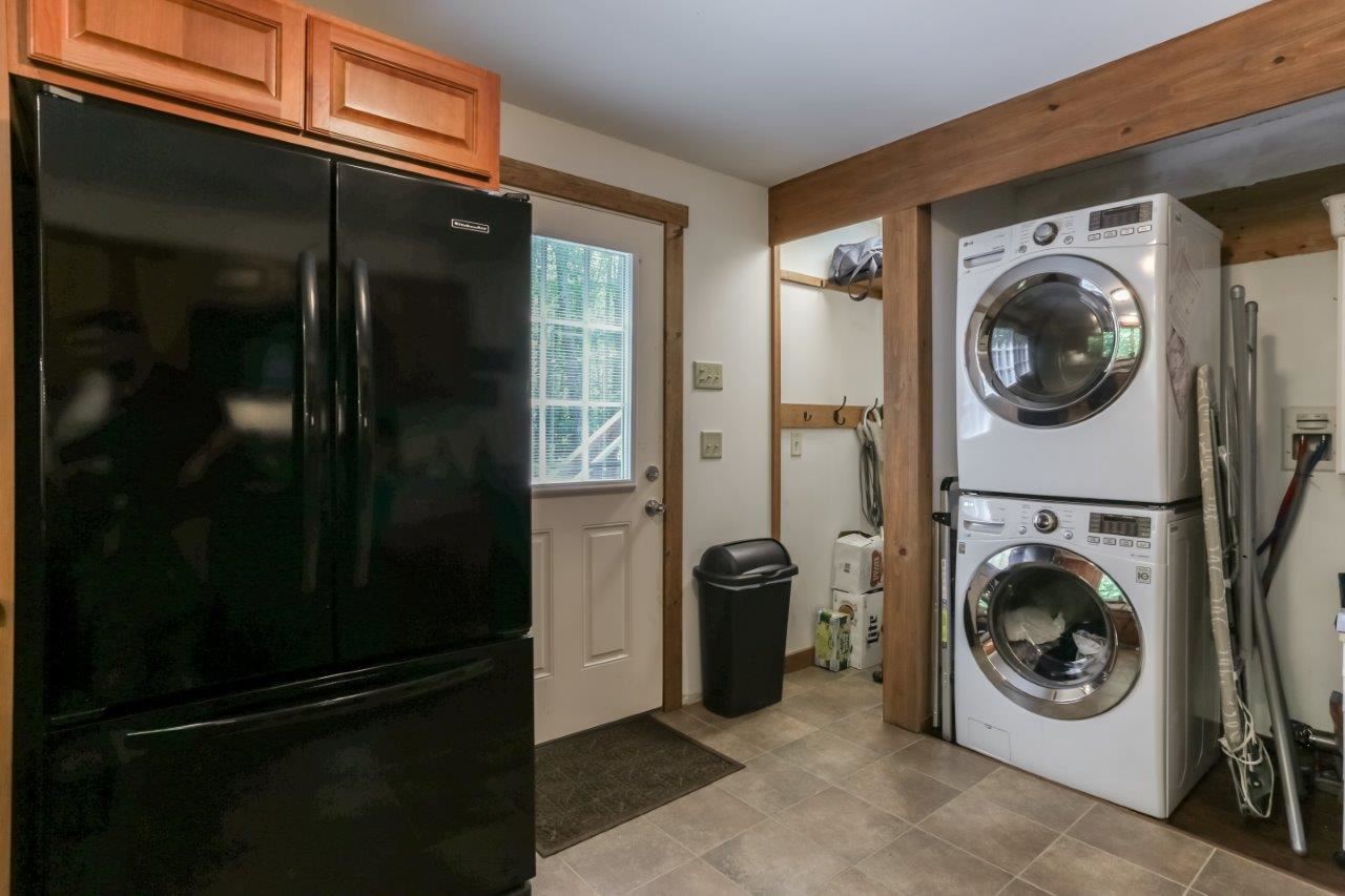 253 Hall Road Barrington, NH 03825 - Photo 11 of 30 Gallery Image 11