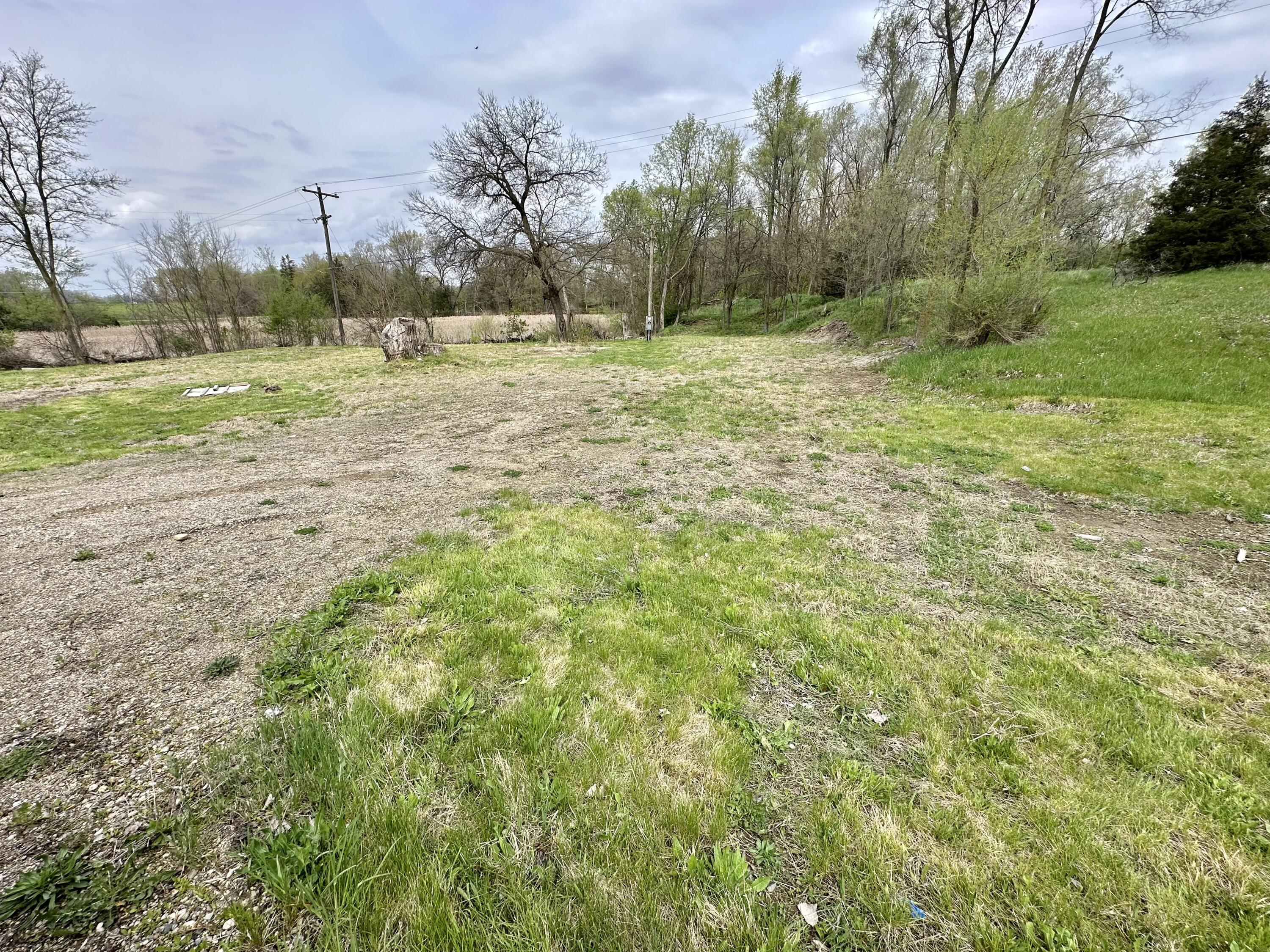 108 East Colon Road Coldwater, MI 49036 - Photo 5 of 8 IMG_9433