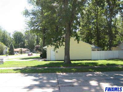 9522 Mariners Ridge Drive Fort Wayne, IN 46819 - Photo 4 of 20