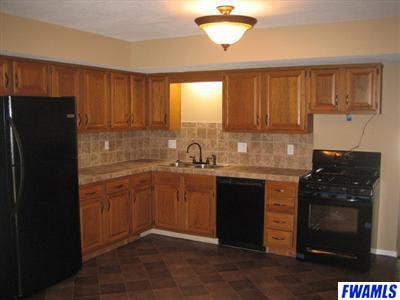 9522 Mariners Ridge Drive Fort Wayne, IN 46819 - Photo 6 of 20