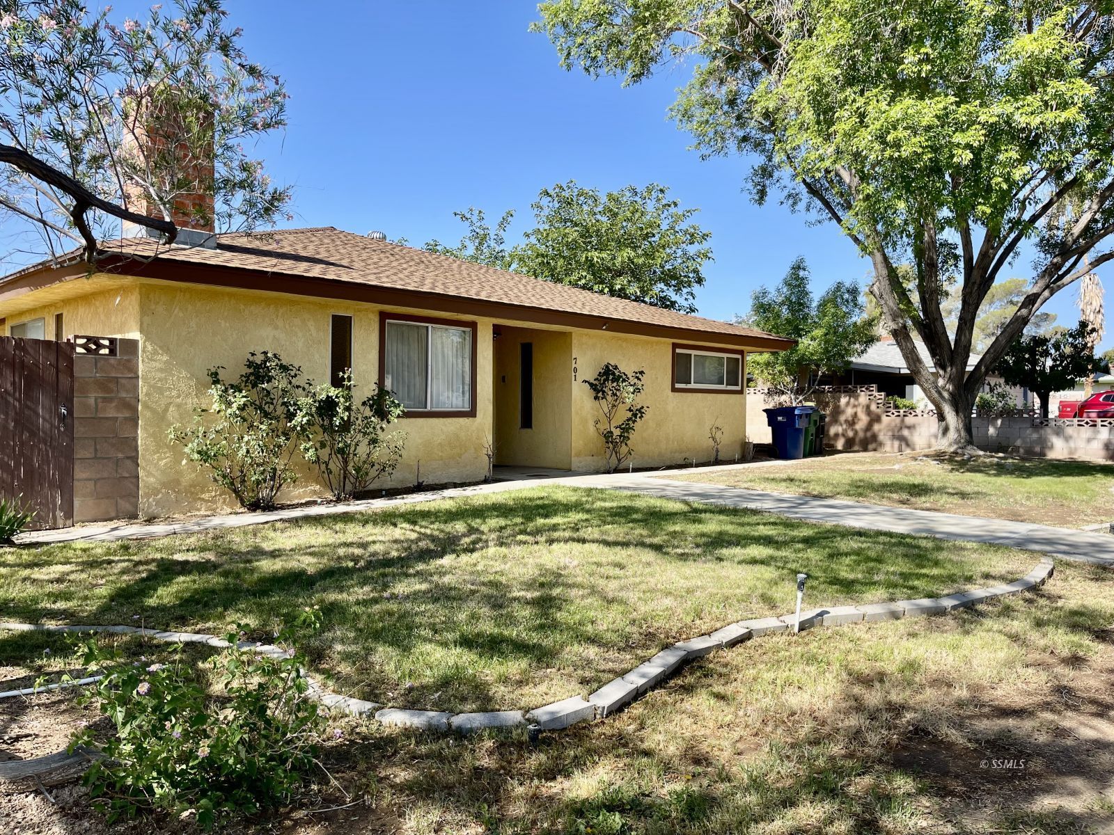 701 West Bataan Avenue Ridgecrest, CA 93555 - Photo 31 of 40
