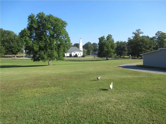 $285,000 | 56 Bonlee School Road, Bear Creek, NC 27344