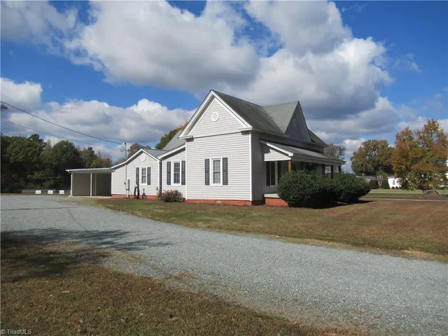 $269,000 | 56 Bonlee School Road, Bear Creek, NC 27344