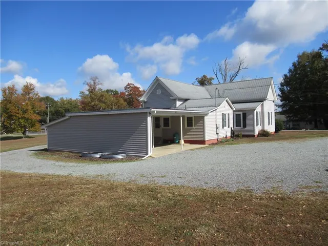 $269,000 | 56 Bonlee School Road, Bear Creek, NC 27344