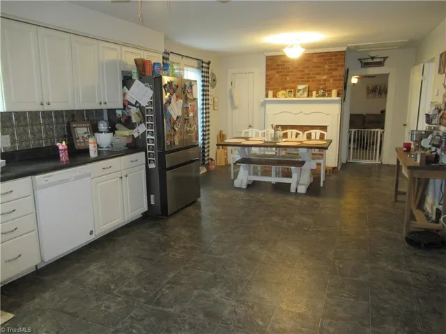 $269,000 | 56 Bonlee School Road, Bear Creek, NC 27344