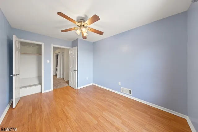 $259,000 | 54 Burlington Court, Hamburg, NJ 07419