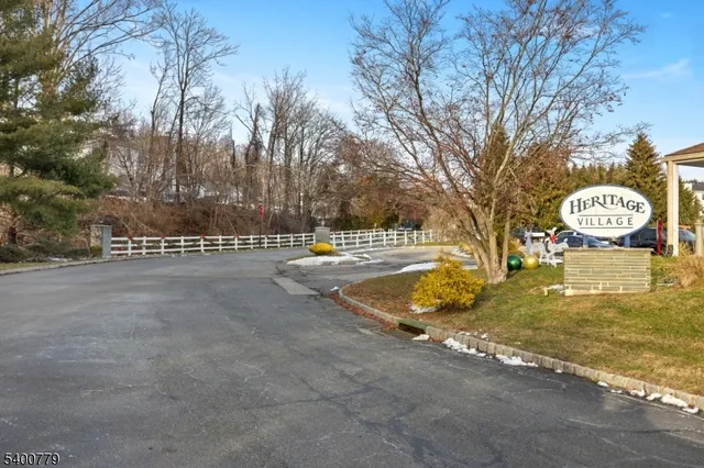 $259,000 | 54 Burlington Court, Hamburg, NJ 07419