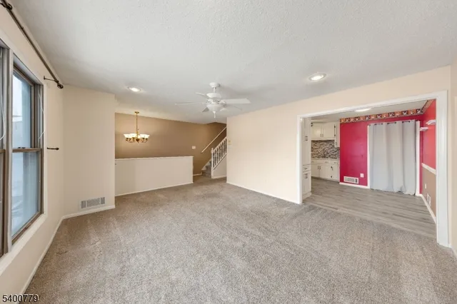 $259,000 | 54 Burlington Court, Hamburg, NJ 07419