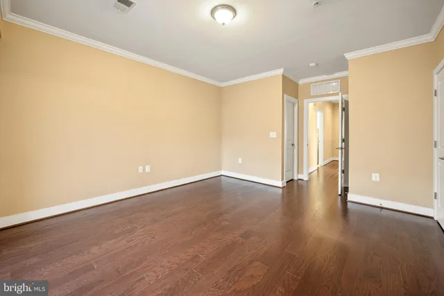 $4,300 | 2111 Richmond Highway, Unit 101, Alexandria, VA 22301