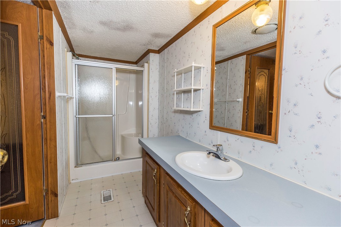 18592 Edwards Road, Unit 31 BUTTERNUT Doylestown, OH 44230 - Photo 26 of 34 Gallery Image 26