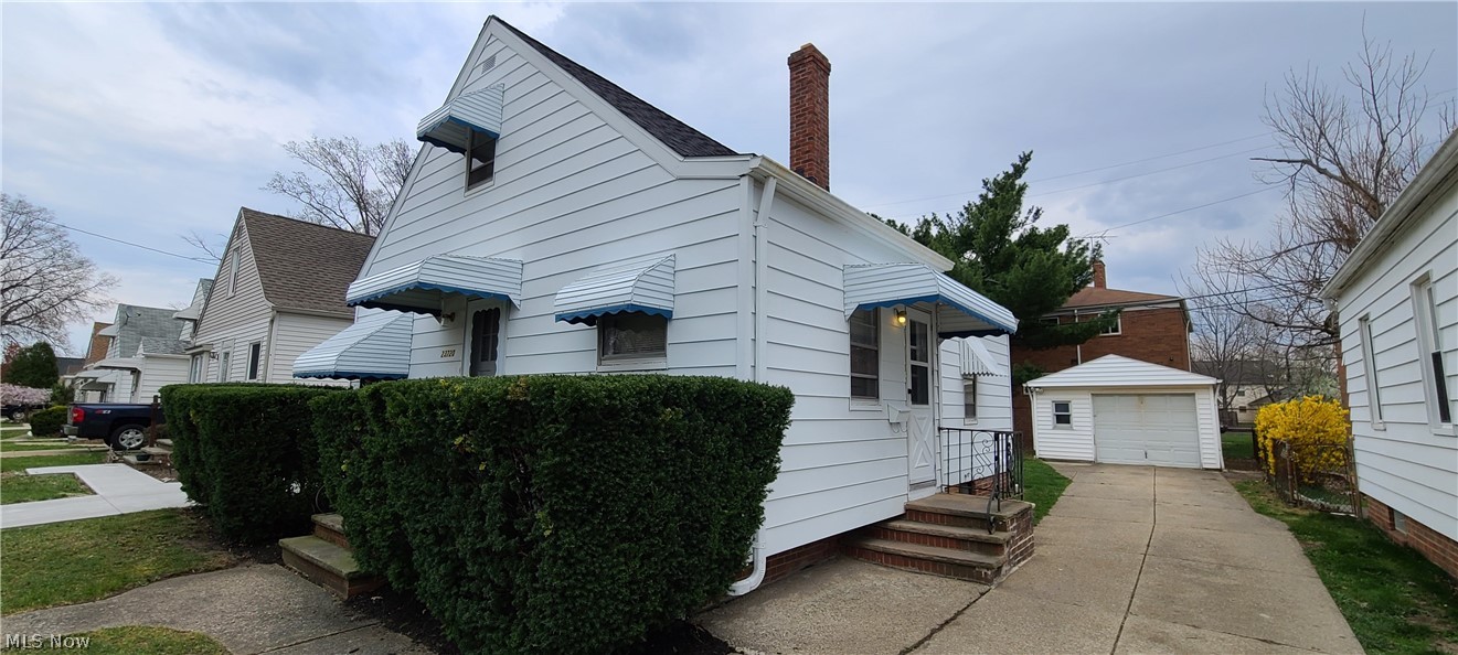 23720 Colbourne Road Euclid, OH 44123 - Photo 2 of 17