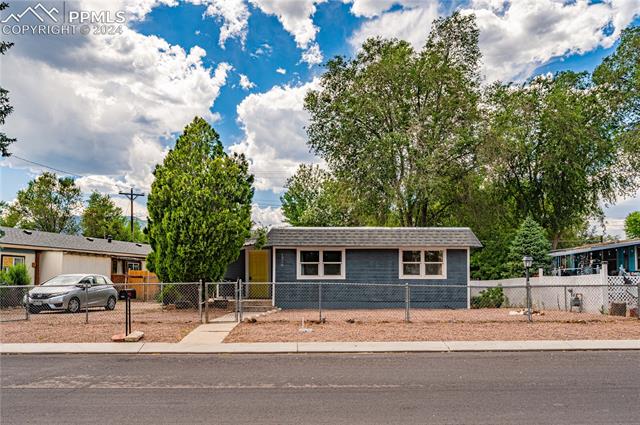 1326 Forest Road Colorado Springs, CO 80906 - Photo 5 of 22 View of ranch-style home