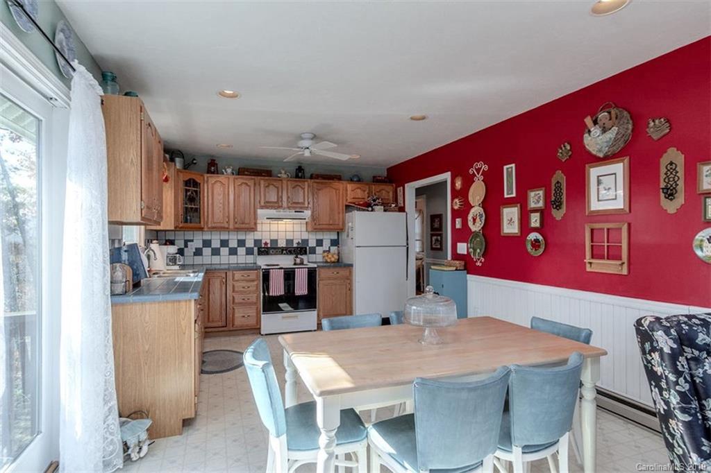 1145 Eagles Ridge Road Sylva, NC 28779 - Photo 9 of 24 Gallery Image 9