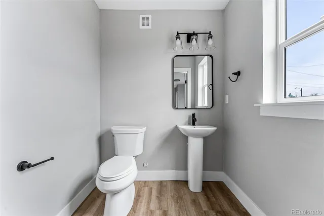 $2,300 | 1514 Ingalls Street, Lakewood, CO 80214