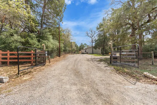 $365,000 | 135 Huskey Trail, Paige, TX 78659