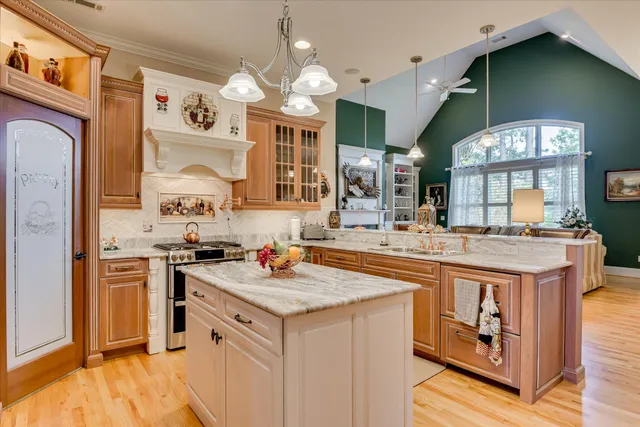 $889,000 | 109 Foxhound Run Road, Aiken, SC 29803