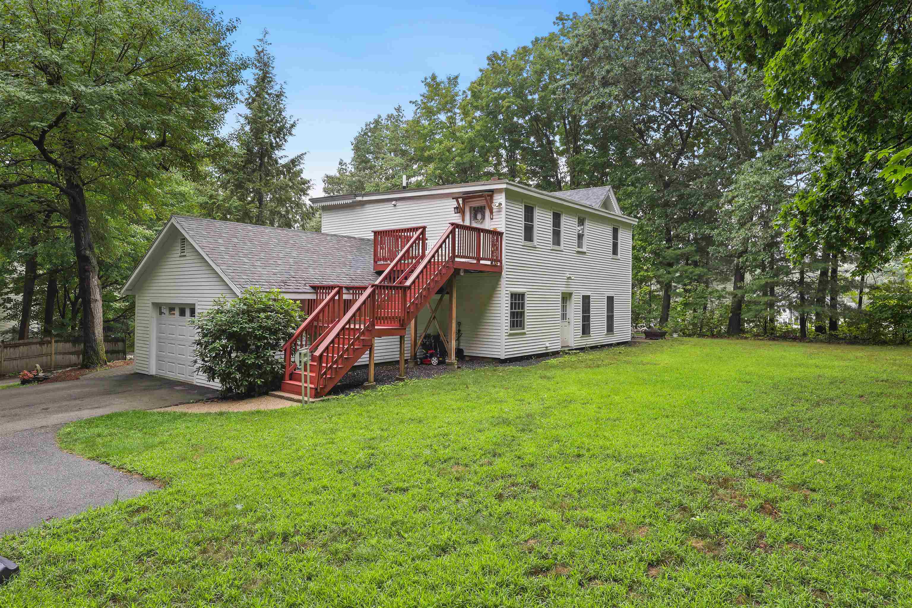 65 Manchester Street Nashua, NH 03064 - Photo 38 of 40