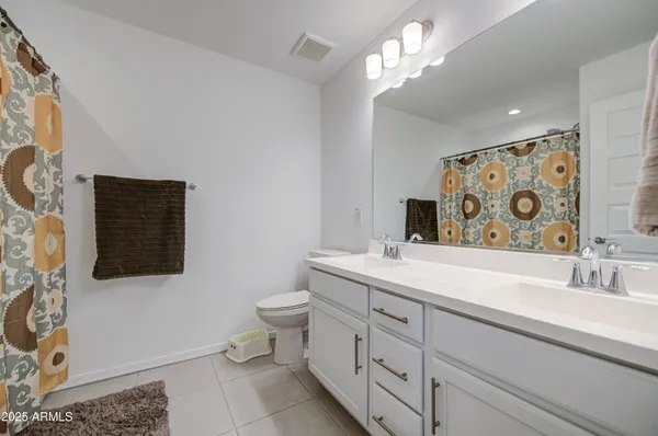 a view of a hallway with closet