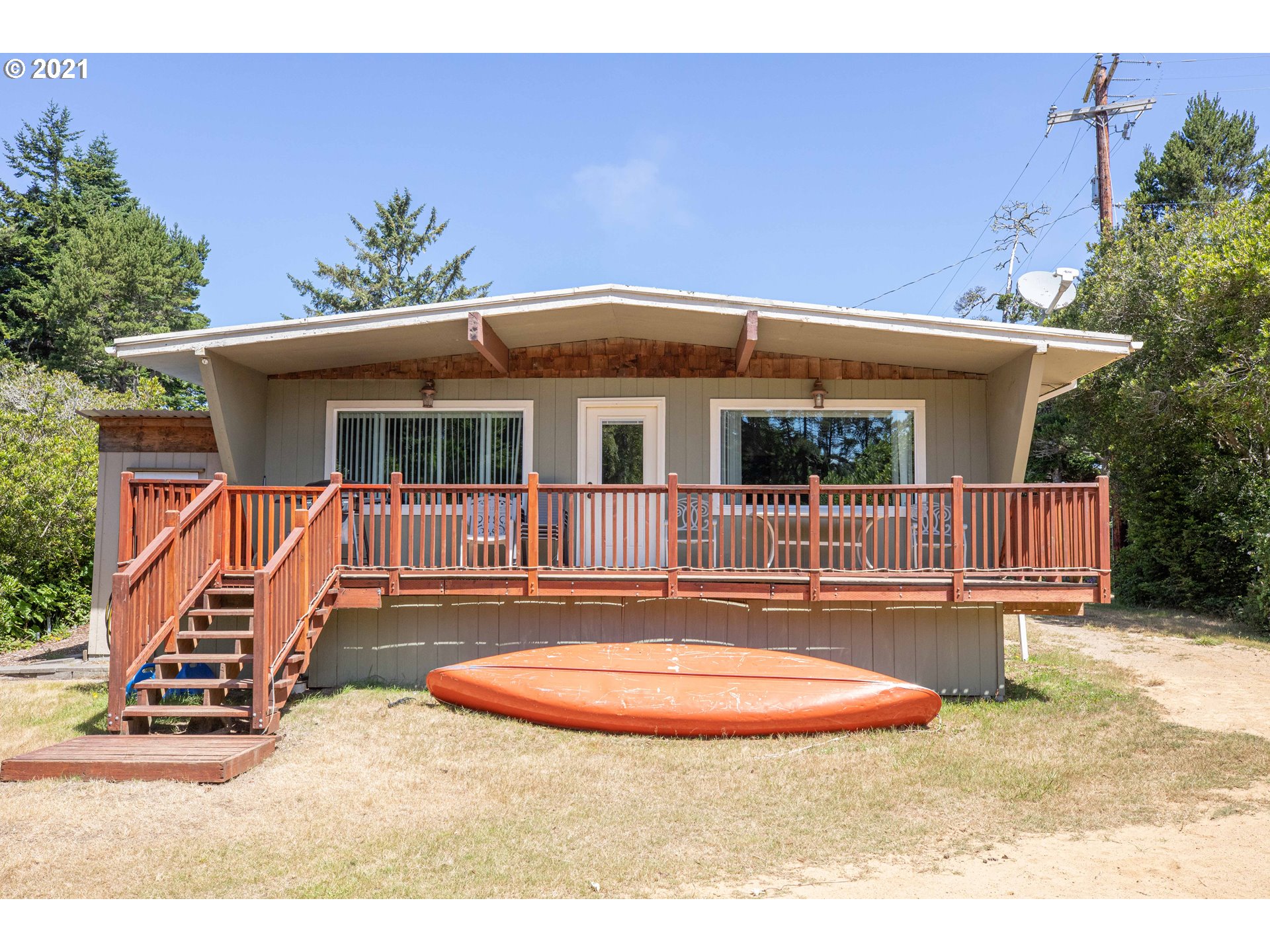 72262 Crannog Road North Bend, OR 97459 - Photo 1 of 32 Gallery Image 1