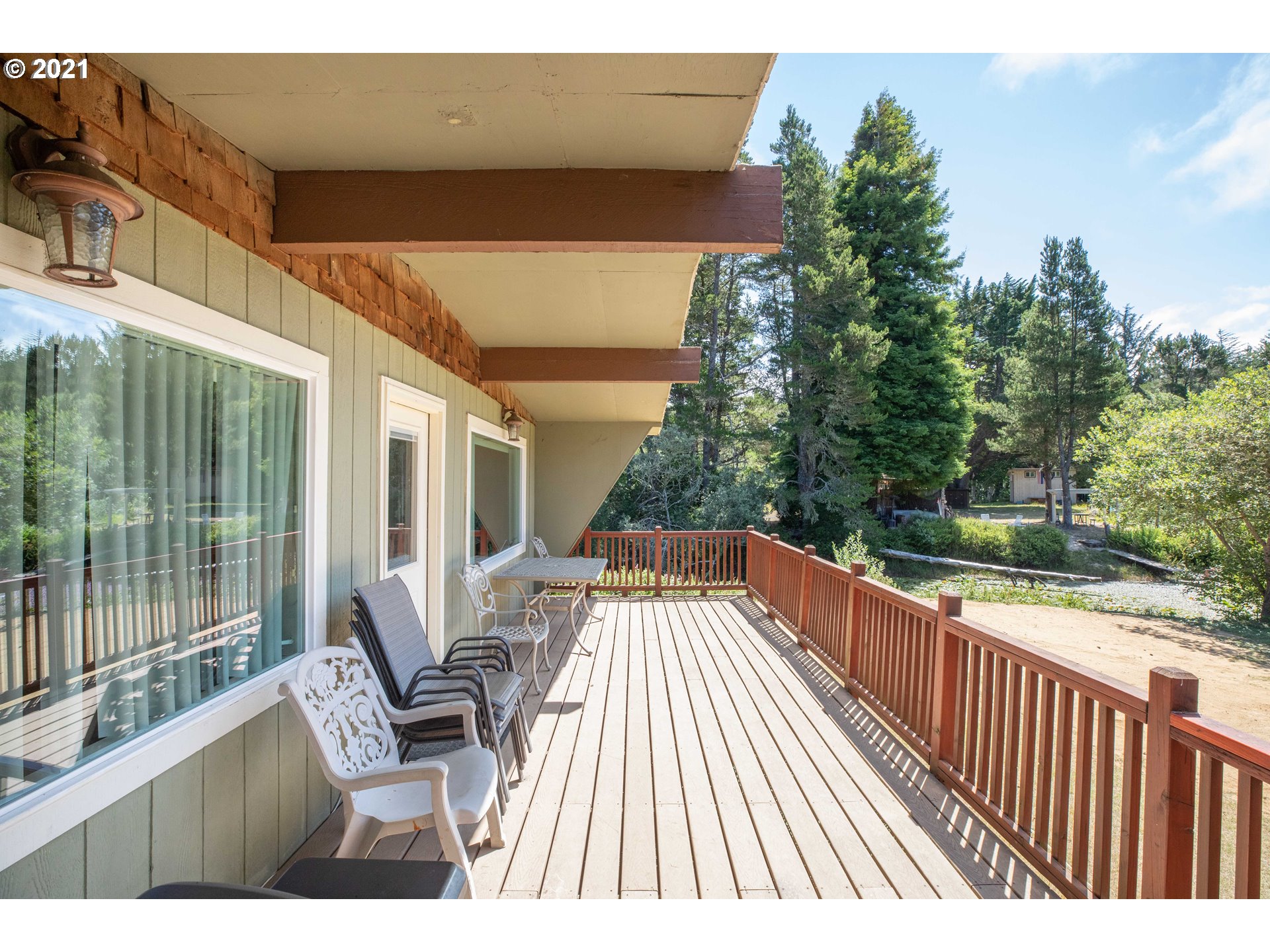 72262 Crannog Road North Bend, OR 97459 - Photo 2 of 32 Gallery Image 2