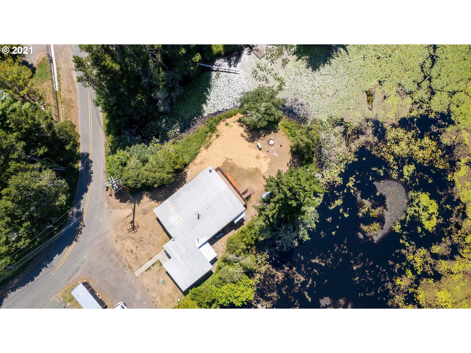 72262 Crannog Road North Bend, OR 97459 - Photo 27 of 32 Gallery Image 27