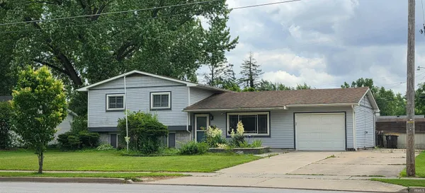 $175,000 | 1417 Lower Huntington Road, Fort Wayne, IN 46819