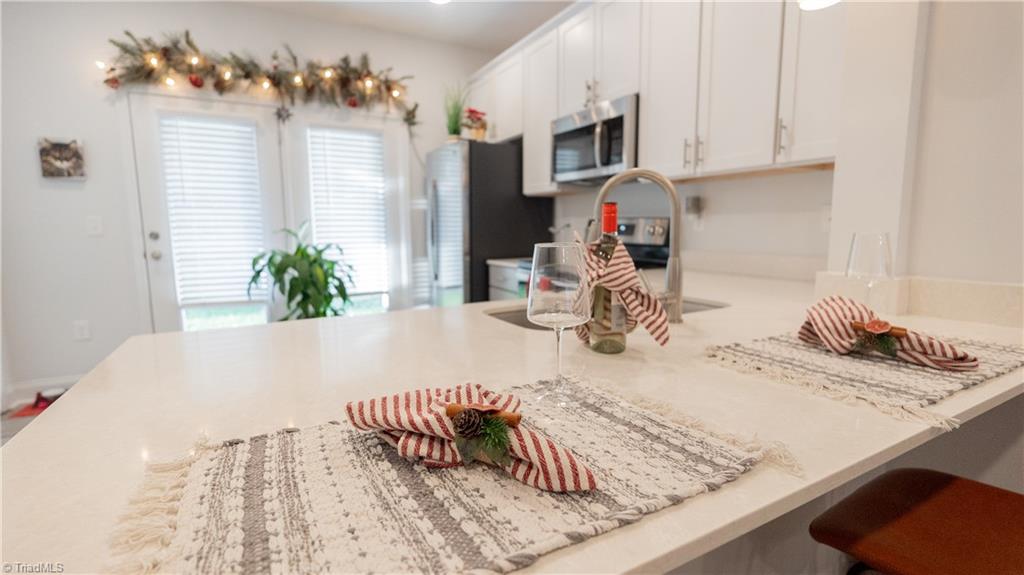 609 Riverside Drive Mount Airy, NC 27030 - Photo 6 of 31 Gallery Image 6