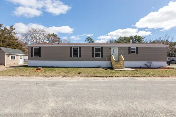 $229,900 | 2900 Cranberry Highway, Unit 42, Wareham, MA 02538