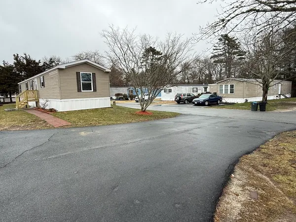 $229,900 | 2900 Cranberry Highway, Unit 42, Wareham, MA 02538