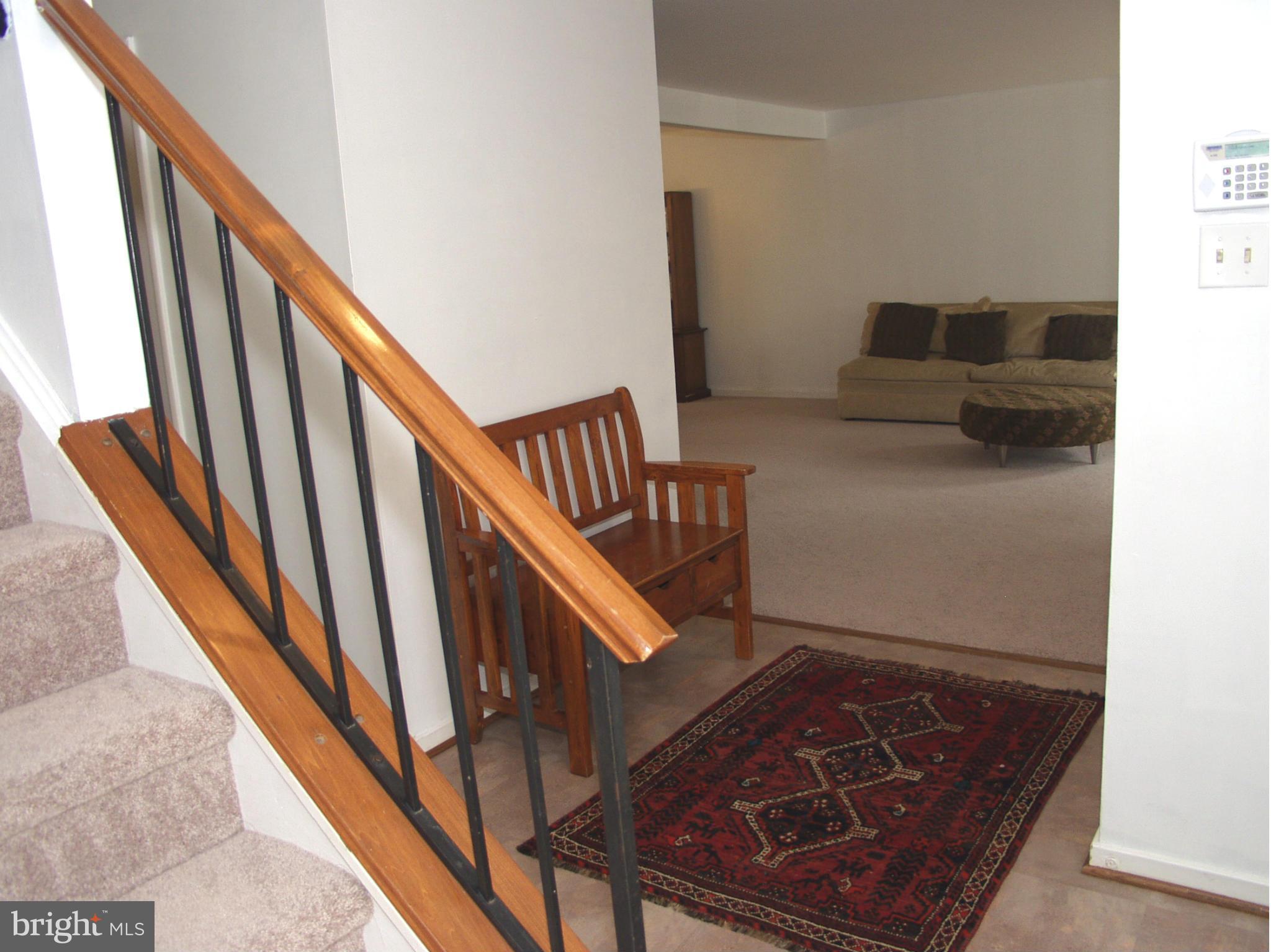 11575 Embers Court Reston, VA 20191 - Photo 15 of 30 Interior (General)