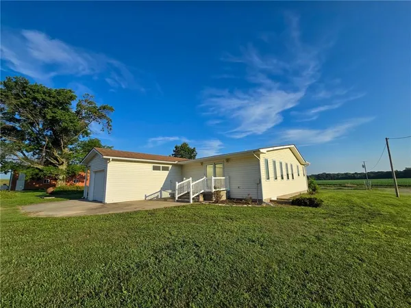 $595,000 | Ab Avenue, Council Grove, KS 66846