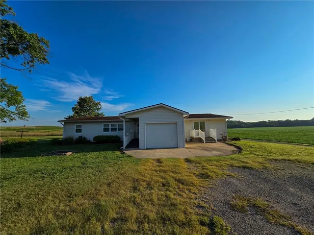 $595,000 | Ab Avenue, Council Grove, KS 66846