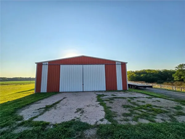 $595,000 | Ab Avenue, Council Grove, KS 66846