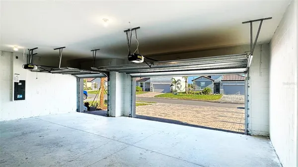 $3,600 | 3626 Savanna Palms Court, Bradenton, FL 34211