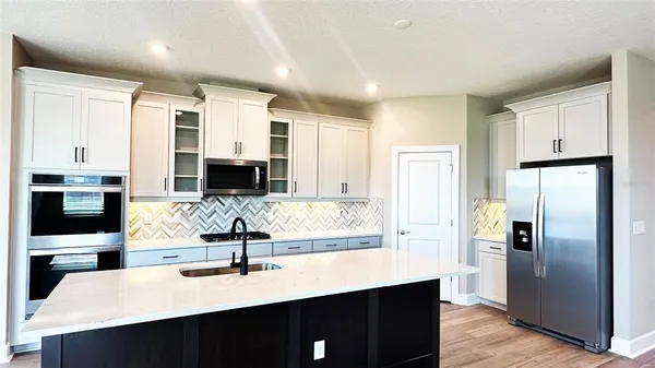 $3,600 | 3626 Savanna Palms Court, Bradenton, FL 34211