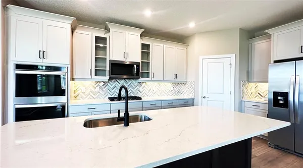 $3,600 | 3626 Savanna Palms Court, Bradenton, FL 34211