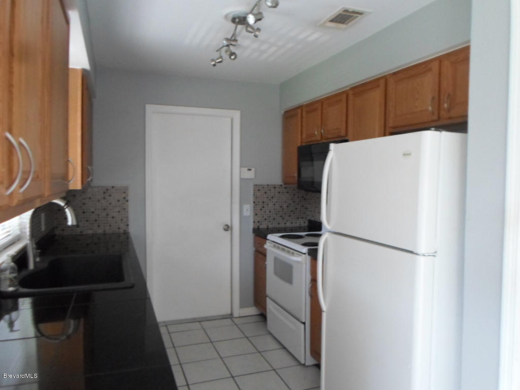 6397 Irving Road Cocoa, FL 32927 - Photo 6 of 16 SAM_5740