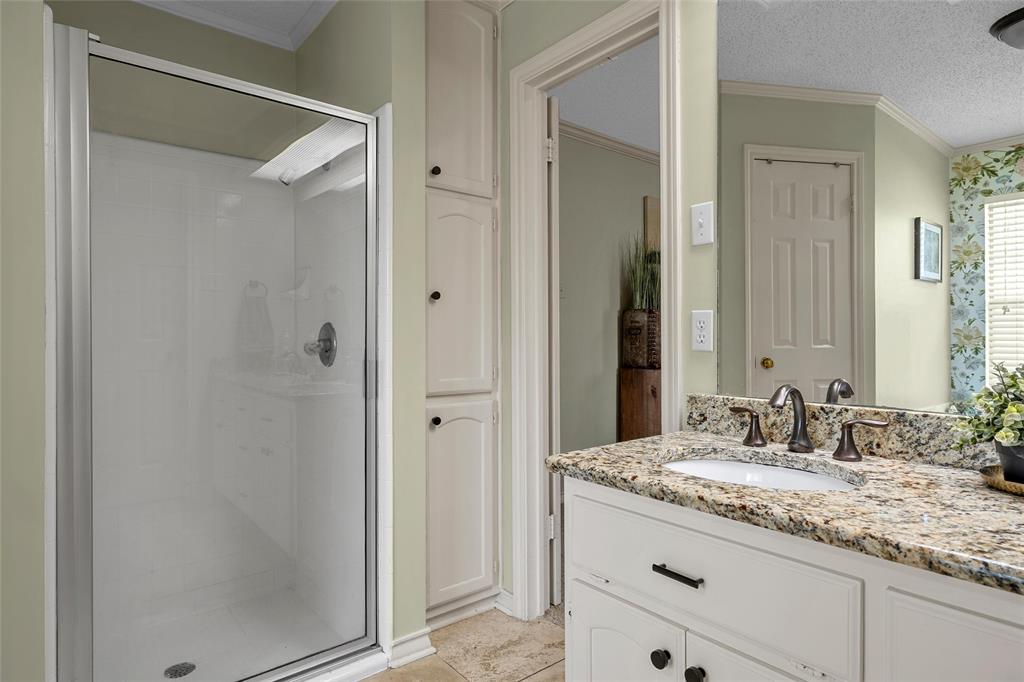 11001 Ridge Point Drive Woodway, TX 76712 - Photo 26 of 39