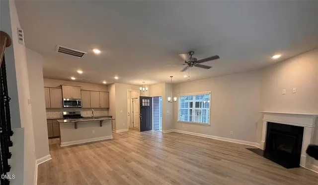 a picture of a wall painting